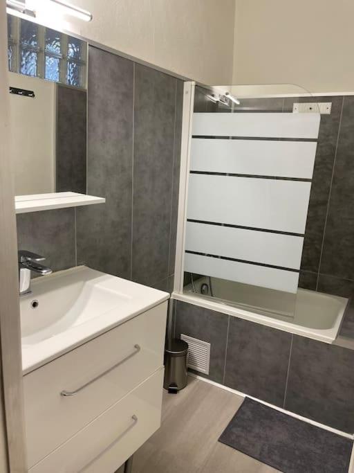 Appartement Cosy Au Coeur De L'Ecusson Montpellier Eksteriør bilde